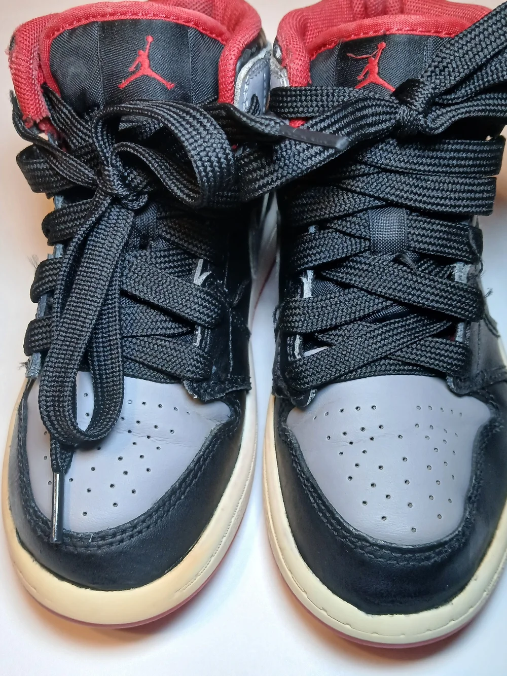 Nike youth high